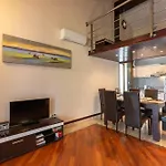 Sunny City Centre Suite